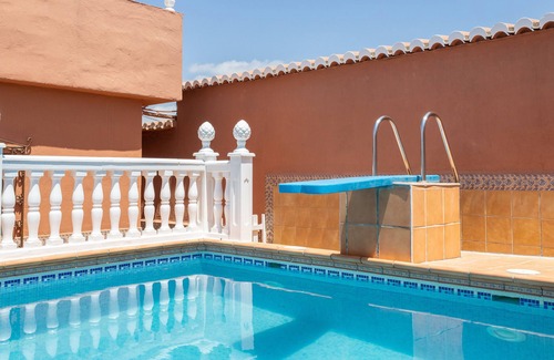 Motril Villa | Villa 'Torres Motril' with Sea View, Wi-Fi and Air Conditioning