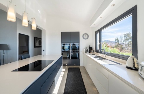 Torrox Ski Chalet | Villa Torrox Paradise