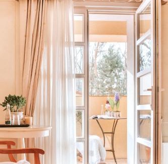 Wesola Bed & Breakfast | Villa Toscana Warszawa