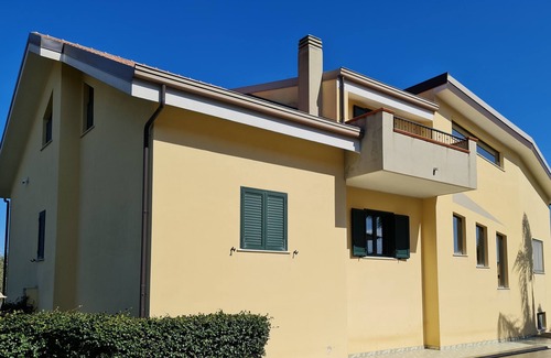 Montepaone Lido Apartment | Villa Toti - Confort e Relax a 5 Minuti Dalla Spiaggia