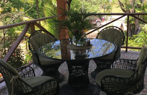Mount Hope Villa | Villa Toucan, a great place to stay