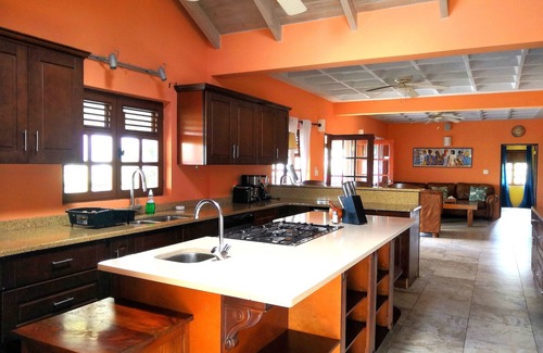 Cobbs Cross Villa | Villa Touloulou