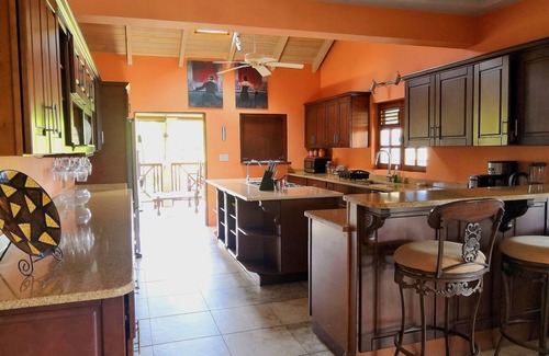 Cobbs Cross Villa | Villa Touloulou