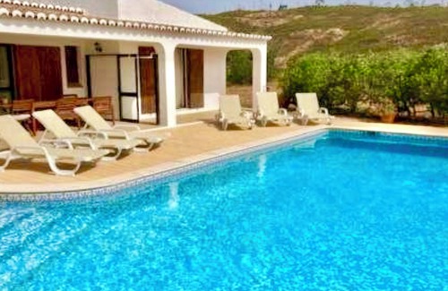 Silves Villa | Villa Tranquila peaceful stay in Algarve, near beautiful Silves, in nature