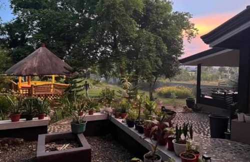 Moalboal House | Villa Tranquilita. The villa with a heart.