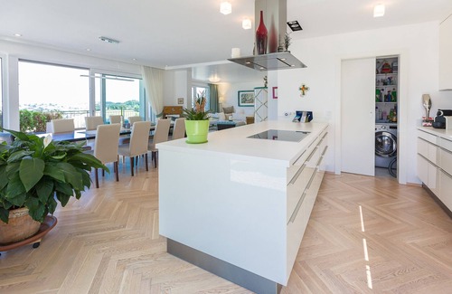 Gmunden Apartment | Villa Traunseeblick - Apartment Traunseeblick