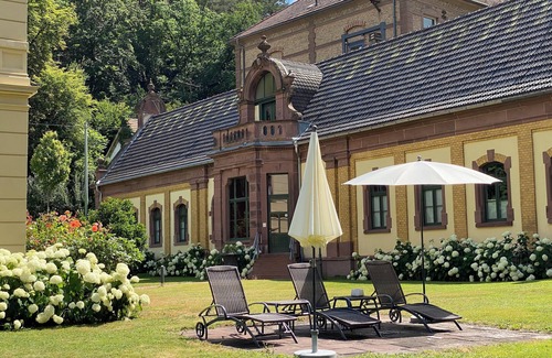 Pforzheim Apartment | Villa Trautz - Spacious deluxe studios with double bed including breakfast