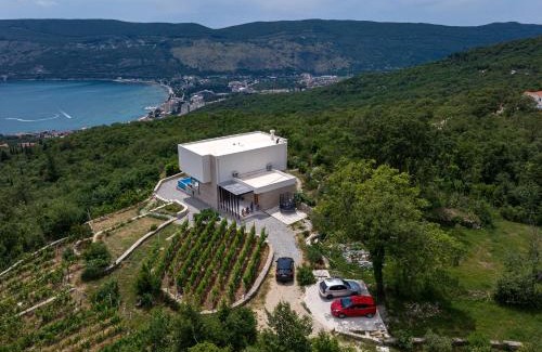 Trebesinj Villa | Villa Trebesin