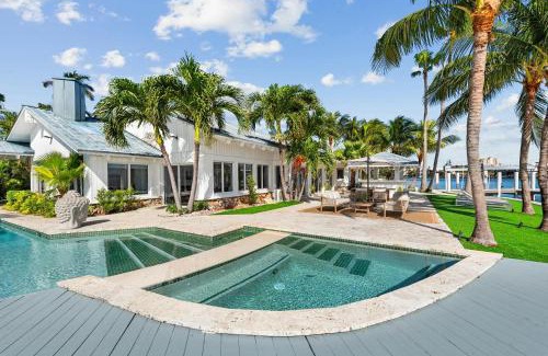 North Bay Village Villa | Villa Tropique