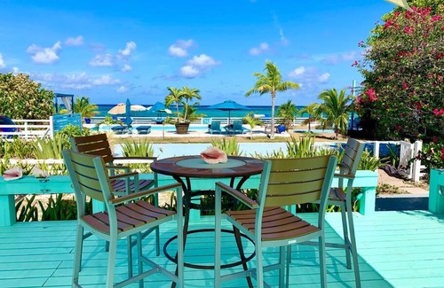 Cockburn Town Villa | Villa Turque
