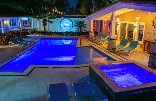 Villas Ana Maria Villa | Villa Twelve27