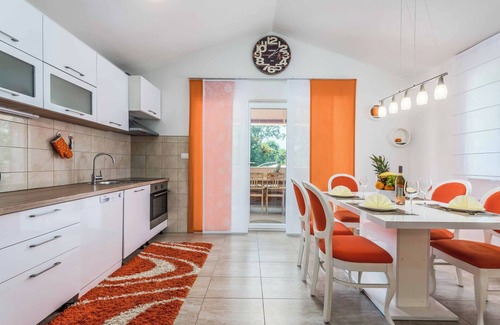 Sumber Villa | Villa Twilight Orange