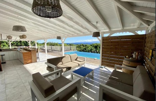 Grand-Bourg Villa | Villa typique vue sur mer-VIlla Marinelo