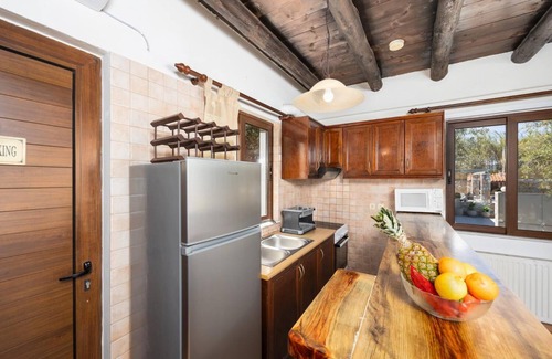 Tavronitis Villa | Villa Tzina - Three Bedroom Villa, Sleeps 6