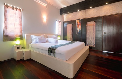 Senggigi Bed & Breakfast | Villa Umbrella