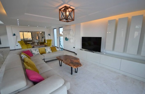 Antalya City Centre House | Villa Unlimited Kalkan-5Bedroom