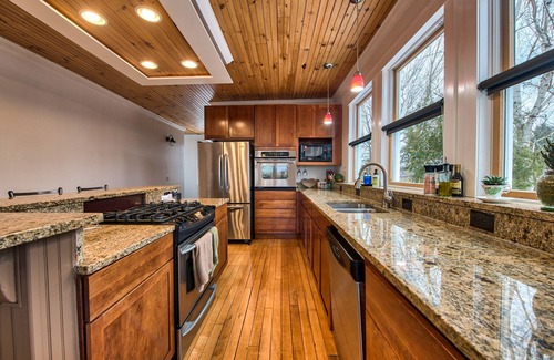 Charlevoix House | Villa Urbana - Experience Northern Michigan in a Unique Charlevoix Retreat
