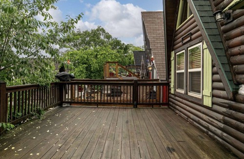 Lampe Villa | Villa vacation lake rental near Dogwood Canyon and Kimberling City, MO.