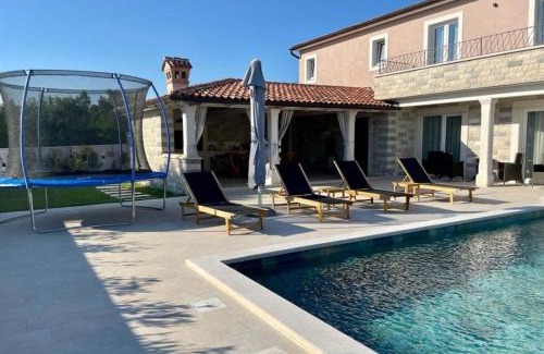 Debeljuhi Villa | Villa Valentina