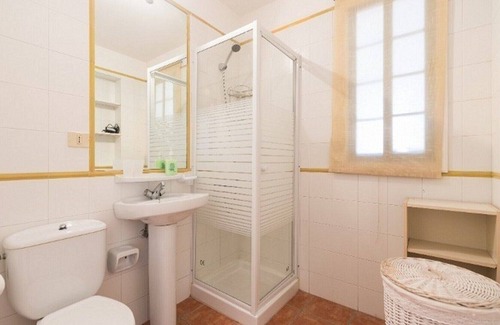 Pasito Blanco Villa | Villa Valeria with Sea View, Garden, Shared Pool & Wi-Fi