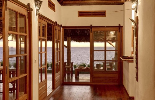 Nosy Be Villa | VILLA VARANGUE, AN OASIS OF PEACE AND NATURE WITH A BREATHTAKING VIEW ON THE OCEAN
