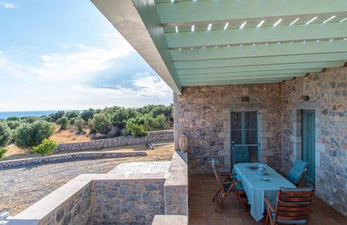 Omales Villa | Villa Vasiliki Traditional House in Mani with Sea View