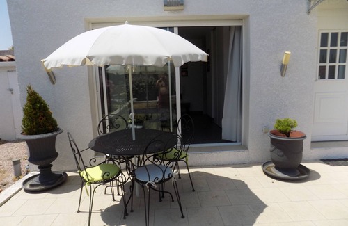 Villemoustaussou House | Villa VAYA, ideal for couple with 2 children