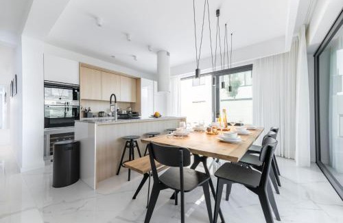 Vinjerac Apartment | Villa Velebit - luxury apartment steps away from Adriatic Sea, with private pool and stunning views