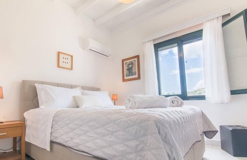 Petaleia Villa | Villa Venetia Corfu