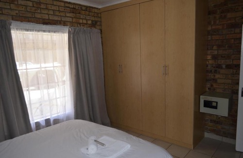 Klerksdorp Apartment | Villa vera Self Catering no.3