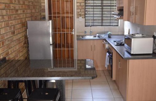 Klerksdorp Apartment | Villa vera Self Catering no.6