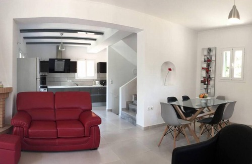 Dhrakata Villa | Villa Verde in Divarata