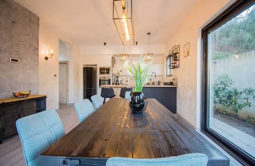 Kamenari Villa | Villa Viborg, Boka-Bay