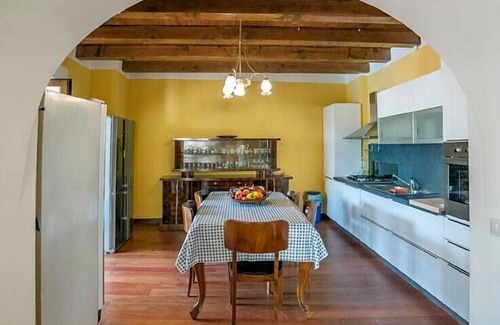 Vibonati Villa | Villa Vibrante - 14 Guests - Independent Villa with pool