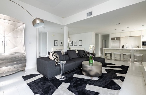 East Riverside Apartment | Villa Vici Penthouse