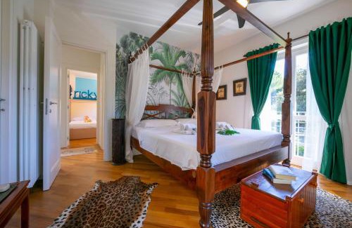 Ronchi Villa | Villa Victor 100m from sea - Happy Rentals