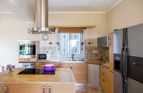 Fternon Villa | Villa Victoria - 3 Bedroom Villa with a private pool