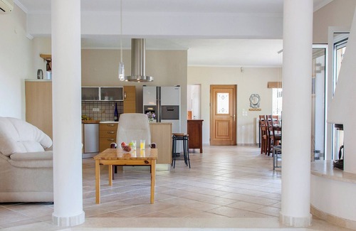 Fternon Villa | Villa Victoria - 3 Bedroom Villa with a private pool