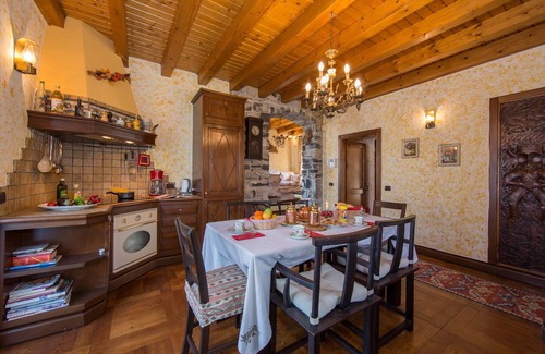 Occagno Villa | Villa Victoria, Argegno, Italy