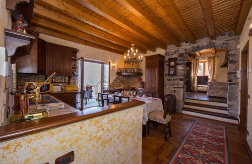 Occagno Villa | Villa Victoria, Argegno, Italy
