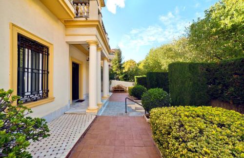 La Font d'en Fargues Villa | Villa Victoria Barcelona