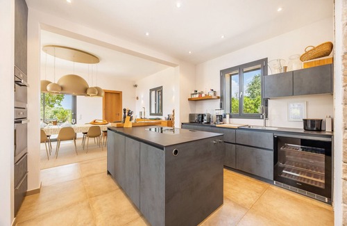 Felanitx Villa | Villa 'Viduleto' with Mountain View, Private Pool and Wi-Fi