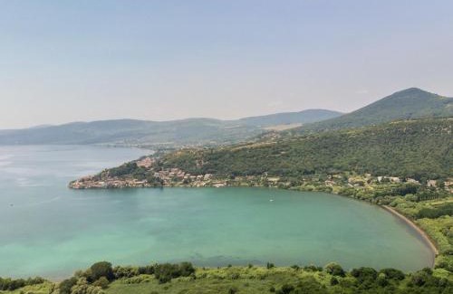 Lake Bracciano Villa | Villa Villa Bougainvillea by Interhome