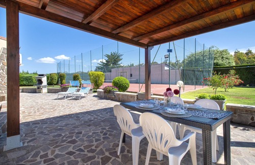 Alghero Villa | Villa "Villamorus 2" with Garden, Terraces & Wi-Fi