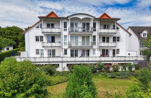 Lauterbach Apartment | Villa Vilmblick - 2-room vacation apartment with sea view from the balcony - Villa