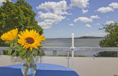 Lauterbach Apartment | Villa Vilmblick FeWo 15 - Meerblick, Balkon