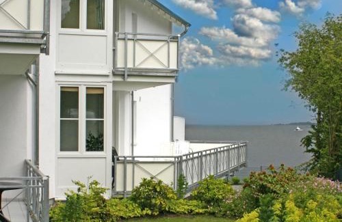 Lauterbach Apartment | Villa Vilmblick - Wohnung 05 mit Terrasse und Boddenblick