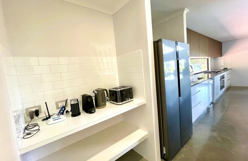 Yallingup Siding House | Villa Vines @ Rivendell Winery Estate