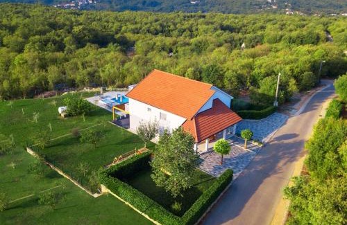 Trn Villa | Villa Violet