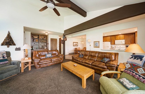 Plumas Eureka Estates House | Villa Vista - 105 W. Ponderosa